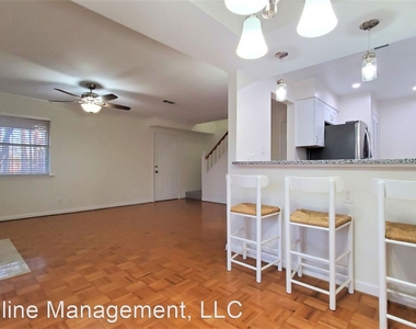 10711 Hampton Mill Terrace Unit #210 - Photo Thumbnail 5