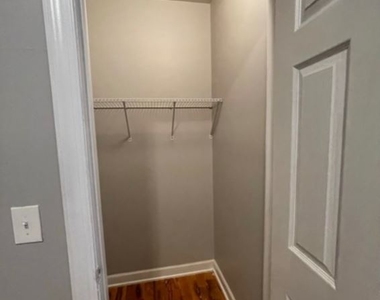 3548 W Polk St 2 - Photo Thumbnail 3