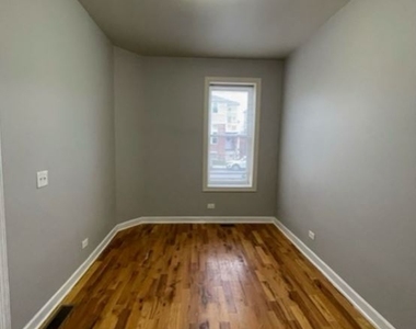 3548 W Polk St 1 - Photo Thumbnail 4