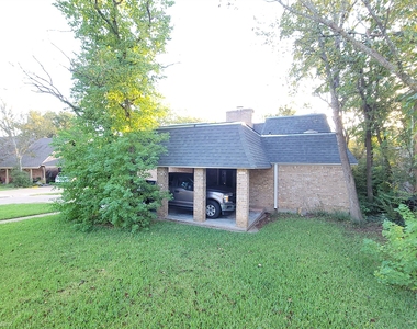 2904 Partridge Cir - Photo Thumbnail 2