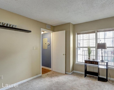 14117 Bowsprit Lane Unit 308 - Photo Thumbnail 11