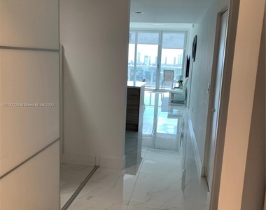 16385 Biscayne Blvd - Photo Thumbnail 10