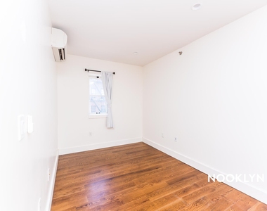 1054 Bushwick Avenue - Photo Thumbnail 6