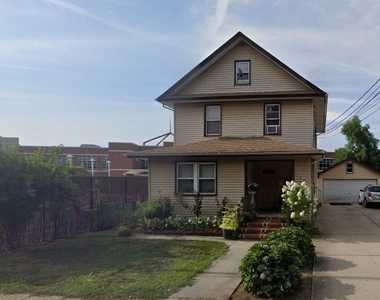 120 Lincoln Avenue - Photo Thumbnail 0