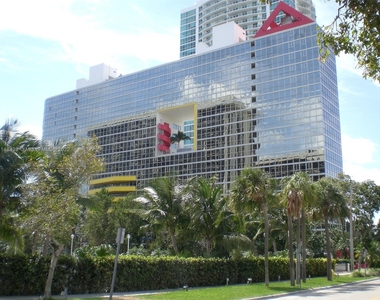 2025 Brickell Av - Photo Thumbnail 0