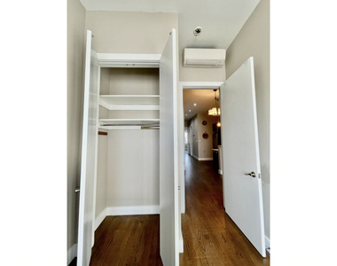 1035 Flushing Avenue - Photo Thumbnail 8