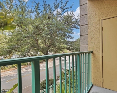 6001 Sw 70 St - Photo Thumbnail 16