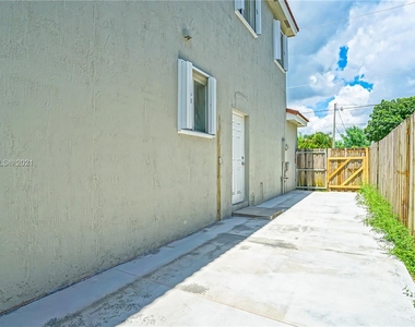 13520 Sw 260th St - Photo Thumbnail 24