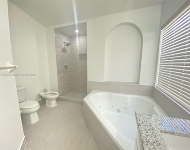 11511 Sw 153rd Ct - Photo Thumbnail 13