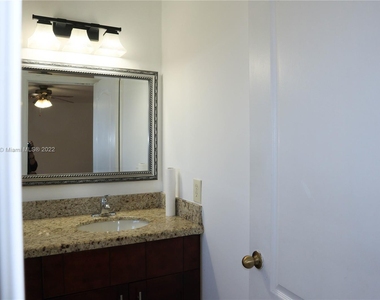 2887 Sw 128th Way - Photo Thumbnail 15