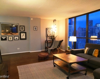 10 E Ontario St 3605 - Photo Thumbnail 3