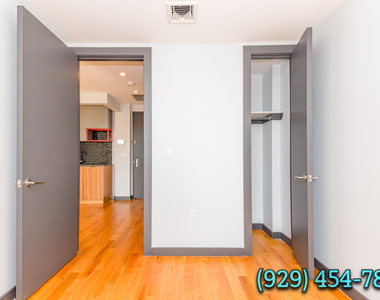 268 Metropolitan Avenue - Photo Thumbnail 10