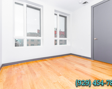 268 Metropolitan Avenue - Photo Thumbnail 4