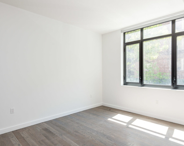 125 Parkside Ave - Unit: 8E - Photo Thumbnail 9