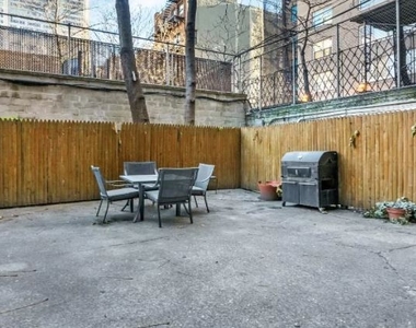 1570 1st Avenue - Photo Thumbnail 6