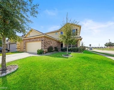 5559 Casa Martin Drive - Photo Thumbnail 2