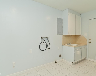 815 Lynwood Road - Photo Thumbnail 26