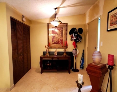 7416 Sw 106th Pl - Photo Thumbnail 2