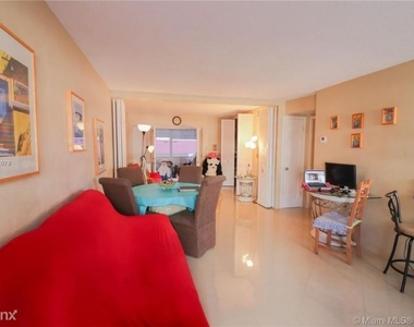 3133 S Ocean Dr 220 - Photo Thumbnail 1