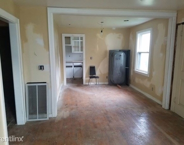 2408 Alameda Street - Photo Thumbnail 1