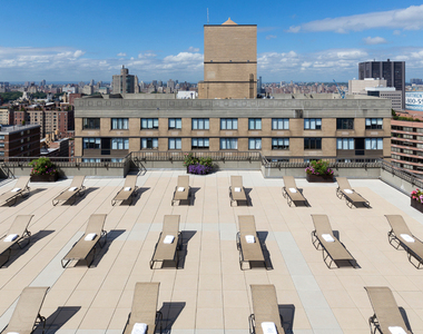 East 95th - POOL/ROOF/GYM - Photo Thumbnail 13