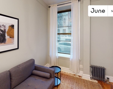 15 West 107th Street - Photo Thumbnail 8