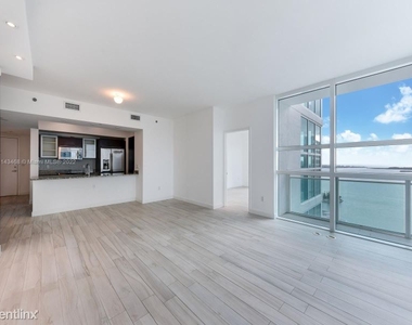 951 Brickell Ave 3110 - Photo Thumbnail 0