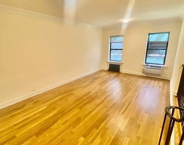 East 46th Street / Alcove Studio - Photo Thumbnail 2