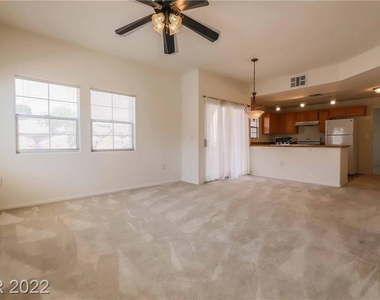 3815 Ormond Beach Street - Photo Thumbnail 8