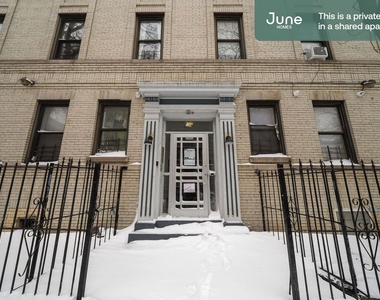 327 East 22nd Street - Photo Thumbnail 24