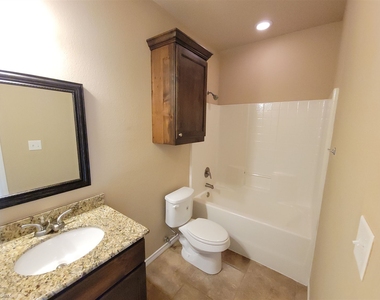 4168 Golden Eagle Dr - Photo Thumbnail 6