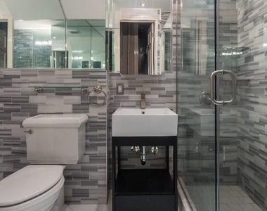 9 West 103rd Street - Photo Thumbnail 4