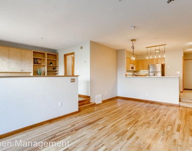 856 Walnut Street, Unit B - Photo Thumbnail 4