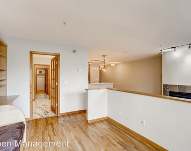 856 Walnut Street, Unit B - Photo Thumbnail 14