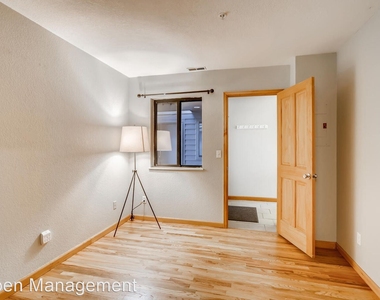 856 Walnut Street, Unit B - Photo Thumbnail 15