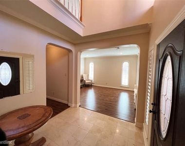 46271 Grigio Pines Drive - Photo Thumbnail 2