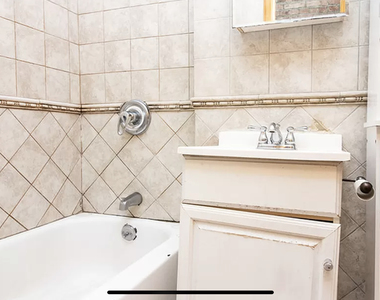 215 Franklin Street - Photo Thumbnail 6