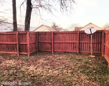 2509 Ridgecrest Drive - Photo Thumbnail 11