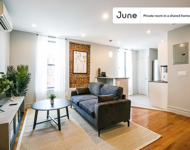 941 Columbus Avenue - Photo Thumbnail 2