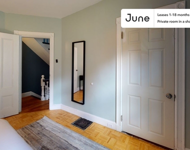 19 Putnam Avenue - Photo Thumbnail 8