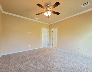 4168 Golden Eagle Drive - Photo Thumbnail 11