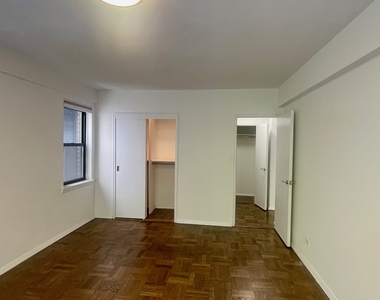 20 Beekman Place - Photo Thumbnail 14