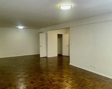 20 Beekman Place - Photo Thumbnail 10