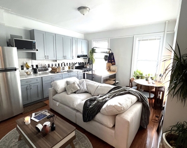 28-26 44th Street - Photo Thumbnail 3