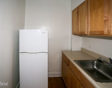 536 W. Arlington, Unit 312 - Photo Thumbnail 2