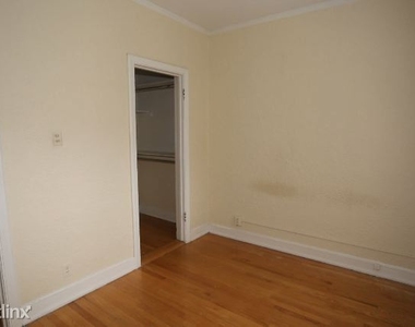 536 W. Arlington, Unit 312 - Photo Thumbnail 9