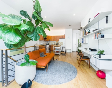 369 Harman Street - Photo Thumbnail 1