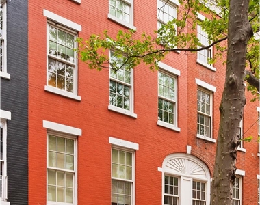 86 Macdougal St - Photo Thumbnail 2