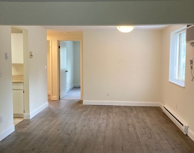 1461 - 69 Hillcrest Ave - Photo Thumbnail 1