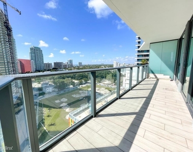 1300 S Miami Ave Unit 1405 - Photo Thumbnail 14